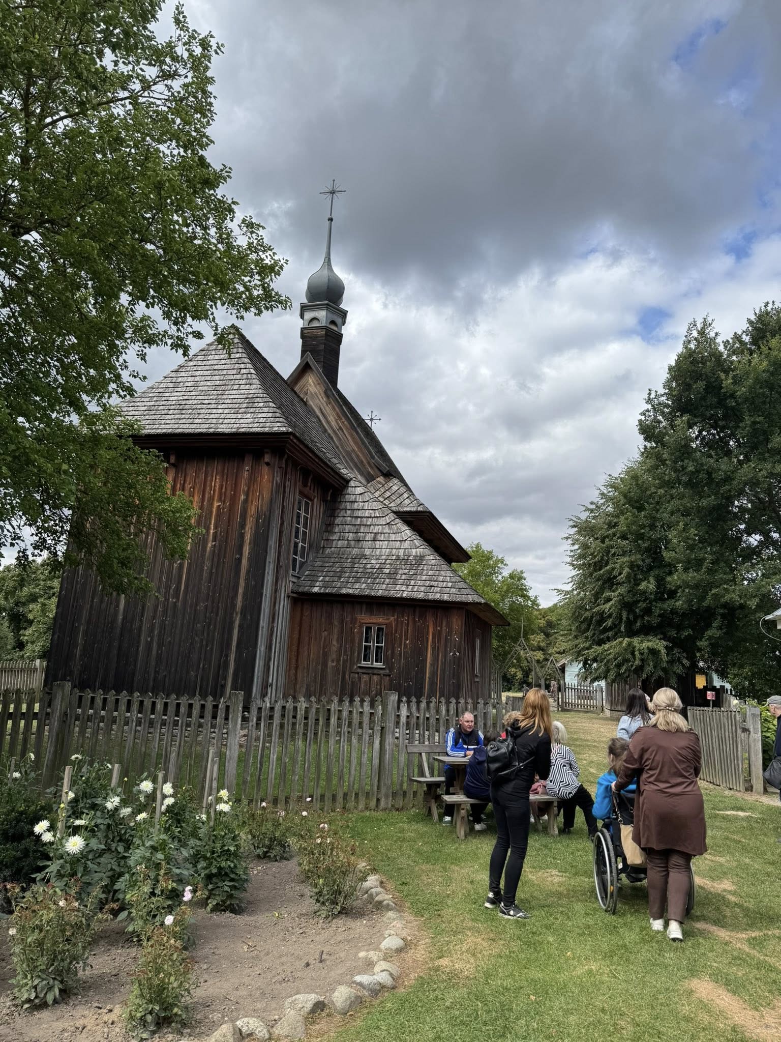 540528567_756765813636250_5585022294900977894_n